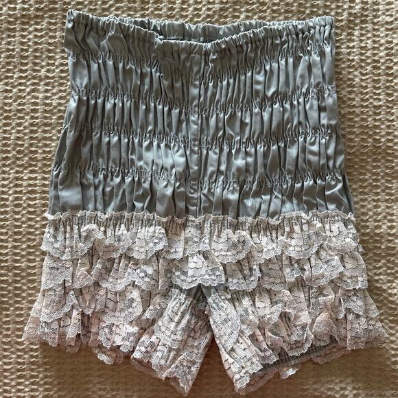 Lace Ruffle Bloomers Elastic Waist Shorts Gray Tiered Lolita Cosplay - Picture 1 of 6